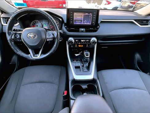 Used 2019 Toyota RAV4 XLE image 14