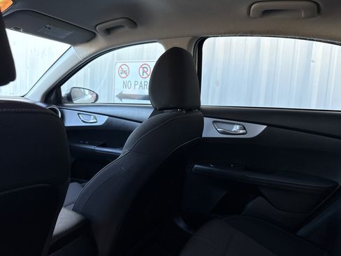 Used 2024 Kia Forte LX image 31