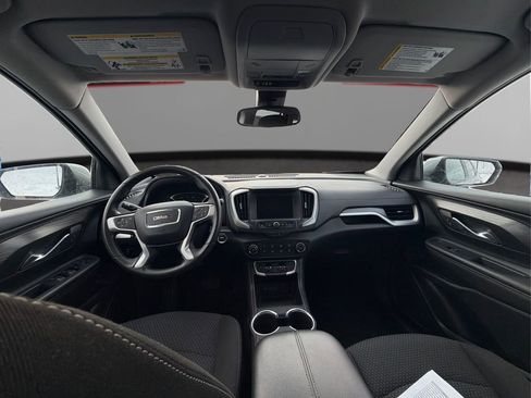 Used 2024 GMC Terrain SLE image 12