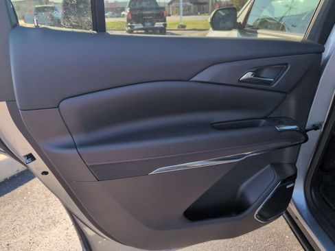 New 2026 Chevrolet Traverse RS image 10