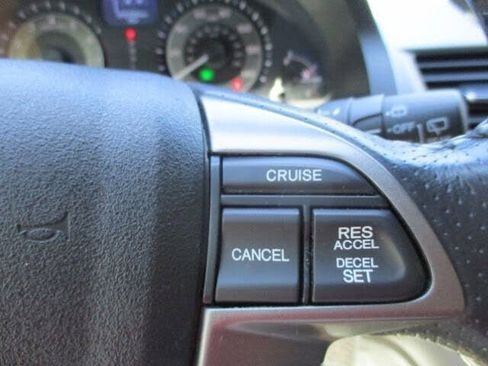 Used 2013 Honda Odyssey Touring image 40