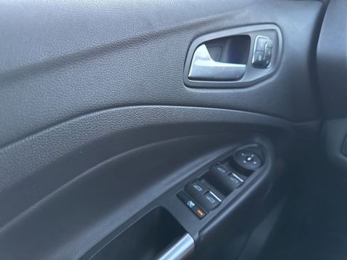 Used 2014 Ford Escape Titanium image 27