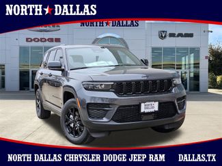 New 2025 Jeep Grand Cherokee Altitude video 1