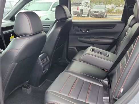 Used 2025 Honda CR-V Sport-L image 9