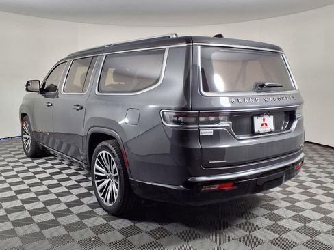 Used 2023 Jeep Grand Wagoneer L Series III w/ Rear Seat Video Group 1 AWD/4WD image 5