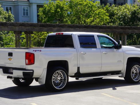 Used 2016 Chevrolet Silverado 1500 High Country AWD/4WD image 32