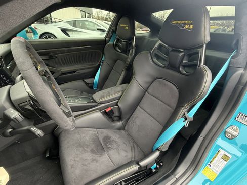 Used 2018 Porsche 911 GT2 RS image 17