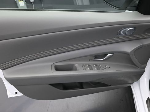 Certified 2026 Hyundai Elantra Sport FWD image 10