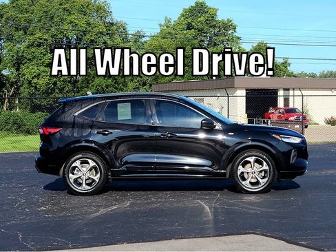 Used 2023 Ford Escape ST-Line w/ Tech Pack #1 AWD/4WD image 10