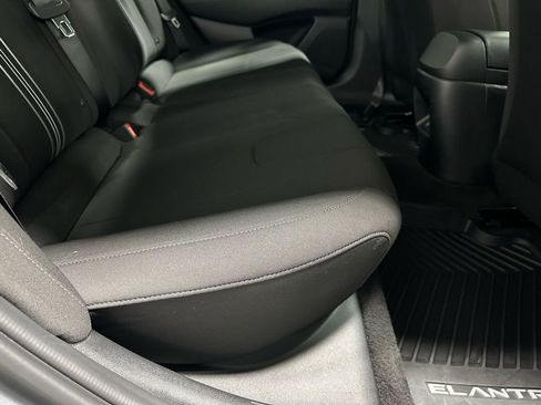 Used 2025 Hyundai Elantra Sport image 47