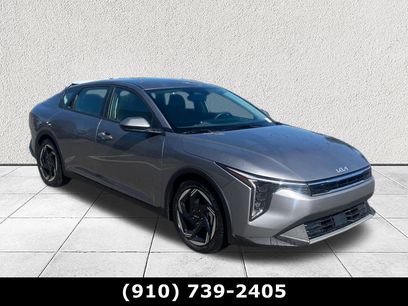 New 2025 Kia K4 EX