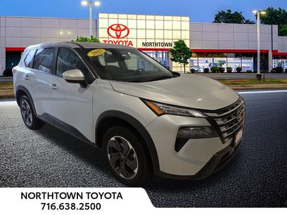 Used 2025 Nissan Rogue SV