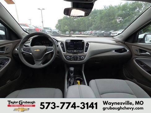 Used 2024 Chevrolet Malibu LT FWD image 29