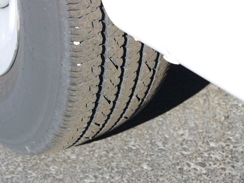 Used 2023 Chevrolet Express 3500 139WB ENCLOSED SERVICE VAN w/ Power Convenience Package image 34