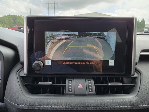 Used 2024 Toyota RAV4 XLE Premium image 19