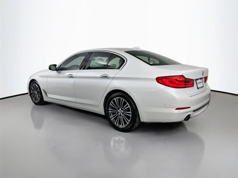 Used 2017 BMW 530i RWD image 7