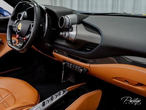 Used 2022 Ferrari F8 Tributo RWD image 46
