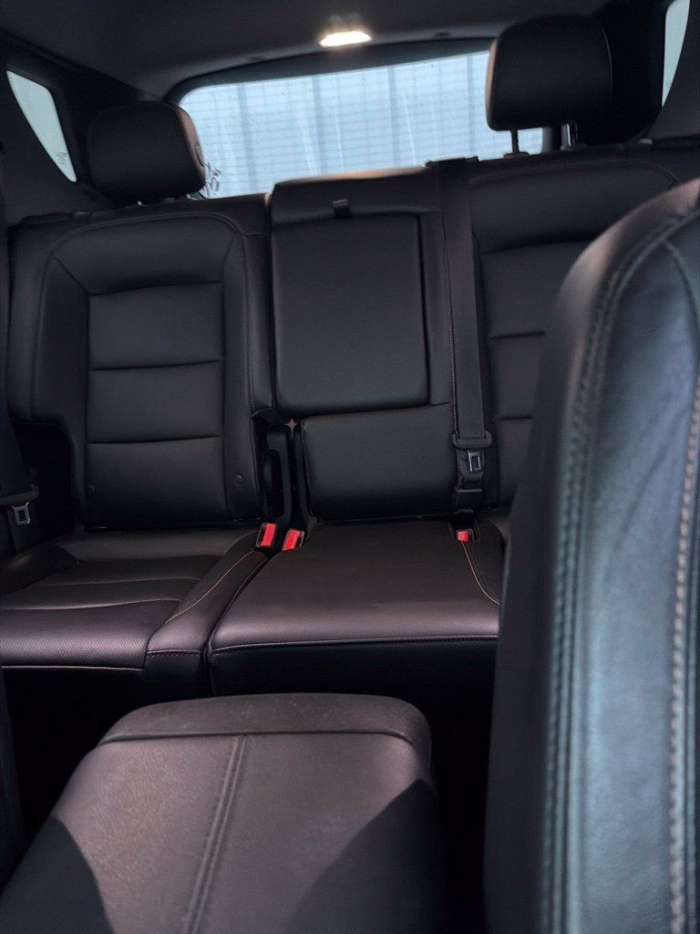 Used 2019 Chevrolet Equinox Premier FWD image 6
