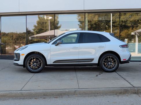 New 2026 Porsche Macan Turbo image 2