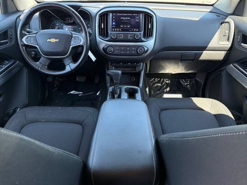 Used 2021 Chevrolet Colorado LT w/ LT Convenience Package AWD/4WD image 13