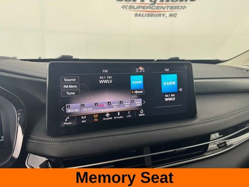 Used 2023 INFINITI QX60 Luxe w/ Performance Audio Package image 17