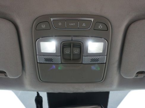 Used 2020 Kia Telluride SX w/ SX Prestige Package image 28