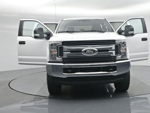 Used 2019 Ford F250 XL image 29