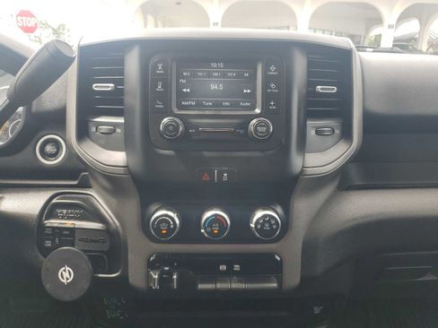 Used 2019 RAM 2500 Tradesman w/ Chrome Appearance Group AWD/4WD image 12
