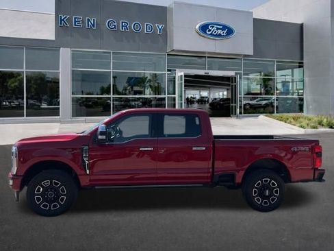 Used 2024 Ford F250 Platinum image 3