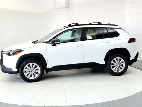 New 2026 Toyota Corolla Cross LE image 3