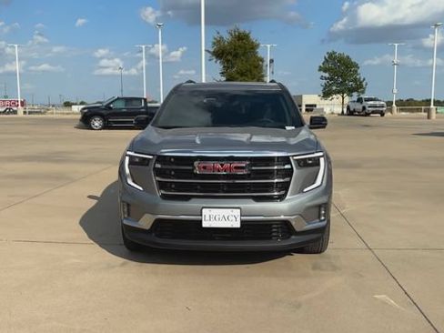 New 2026 GMC Acadia Elevation w/ Elevation Premium Package FWD image 3
