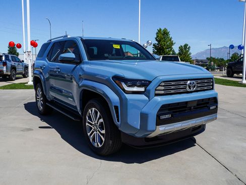 New 2026 Toyota 4Runner Limited AWD/4WD image 2