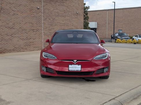 Used 2020 Tesla Model S Long Range Plus image 2