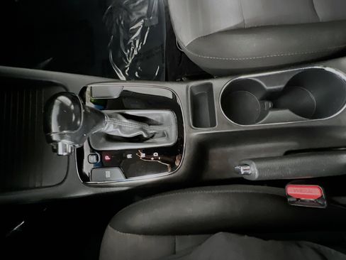 Used 2017 Kia Forte S w/ S Technology Package image 25