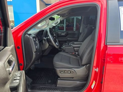 Used 2024 Chevrolet Silverado 1500 Custom w/ Turbomax Blackout Package AWD/4WD image 9