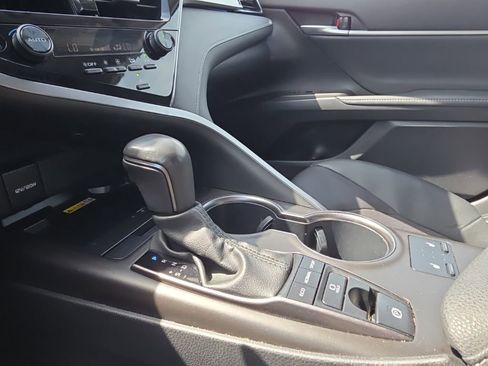 Used 2023 Toyota Camry XSE image 17