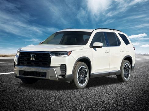 New 2026 Honda Pilot Touring image 7