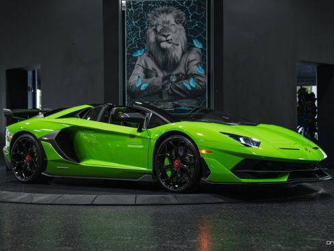 Used 2021 Lamborghini Aventador SVJ image 6