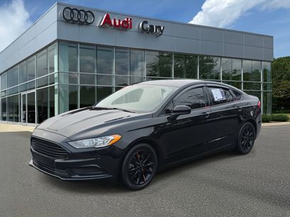 Used 2017 Ford Fusion SE w/ Fusion SE Technology Package