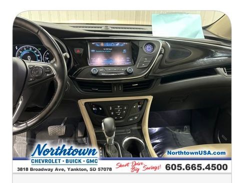 Used 2018 Buick Envision Premium image 17