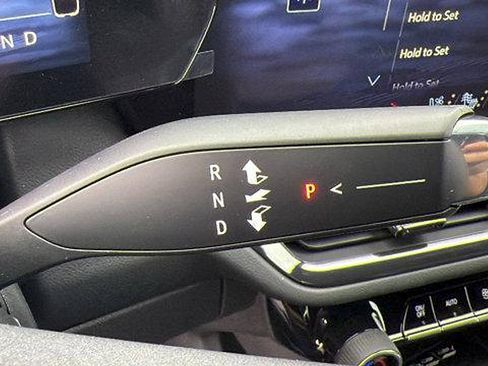 New 2026 Chevrolet Equinox EV RS image 13