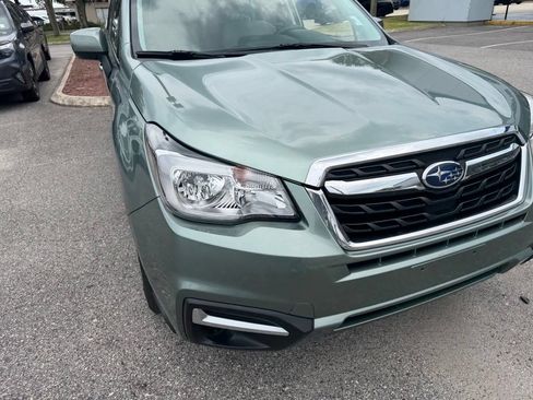Used 2018 Subaru Forester 2.5i Premium w/ All-Weather Package AWD/4WD image 14