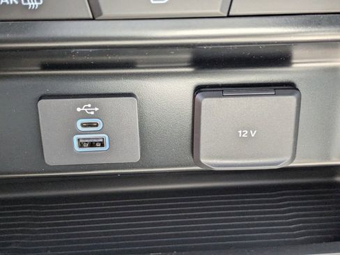 New 2025 Ford F550 4x4 Crew Cab Super Duty image 18