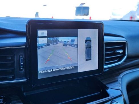 Certified 2023 Ford Explorer Limited image 24