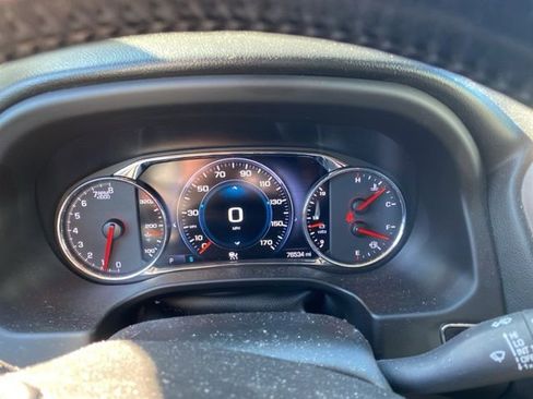 Used 2018 GMC Acadia Denali w/ Technology Package AWD/4WD image 8