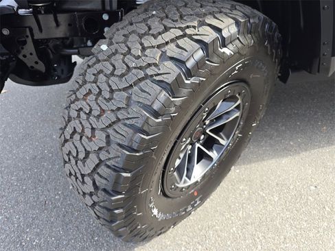 New 2026 Jeep Wrangler Unlimited Rubicon image 30