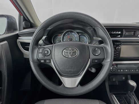 Used 2014 Toyota Corolla L image 11