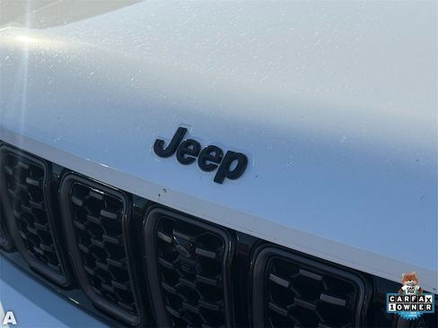 Certified 2025 Jeep Grand Cherokee L Summit image 7