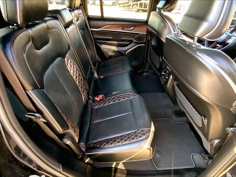 Used 2022 Jeep Grand Cherokee Summit w/ Adv Protech Group IV image 20