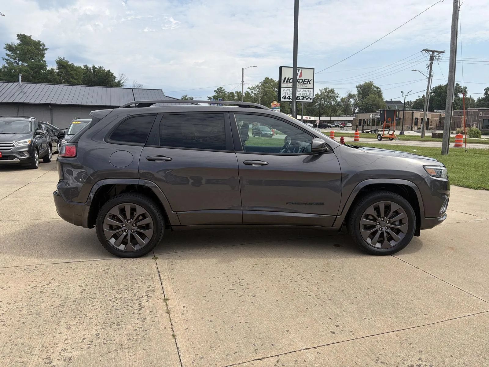 Used 2020 Jeep Cherokee High Altitude AWD/4WD image 4